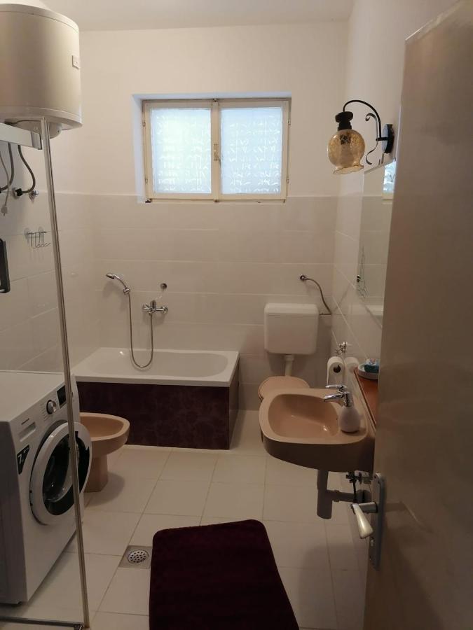 Apartment Lucka Rab Town Extérieur photo