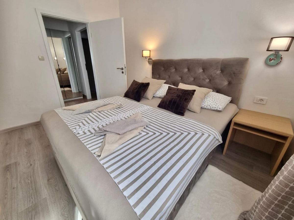 Apartment Lucka Rab Town Extérieur photo