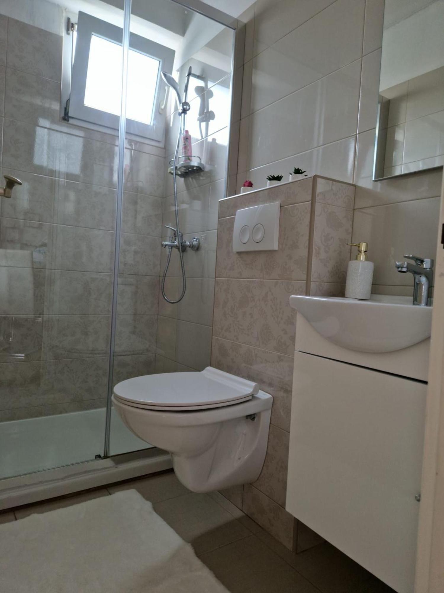 Apartment Lucka Rab Town Extérieur photo